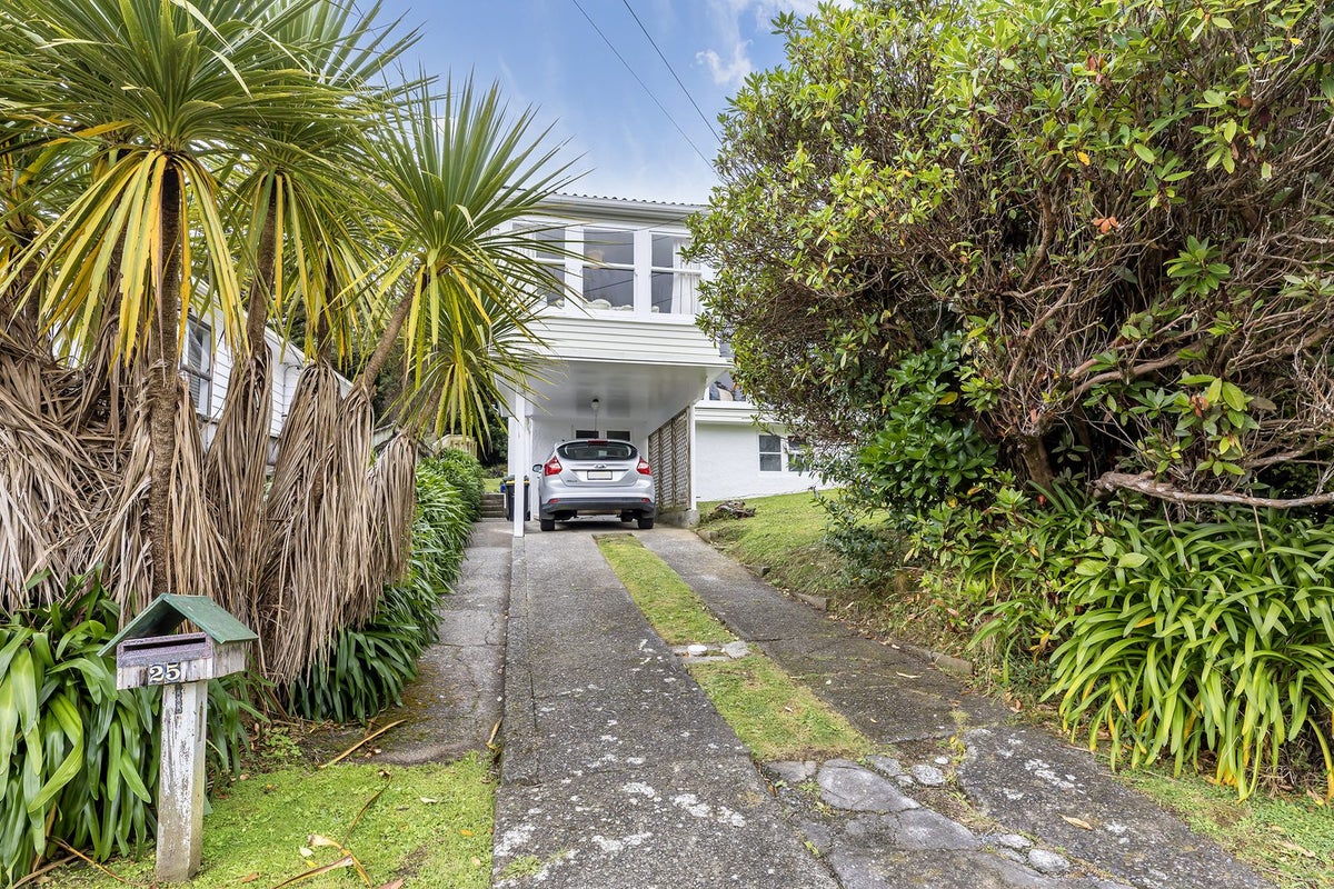 25 Victory Avenue, Karori, Wellington - Carousel 16