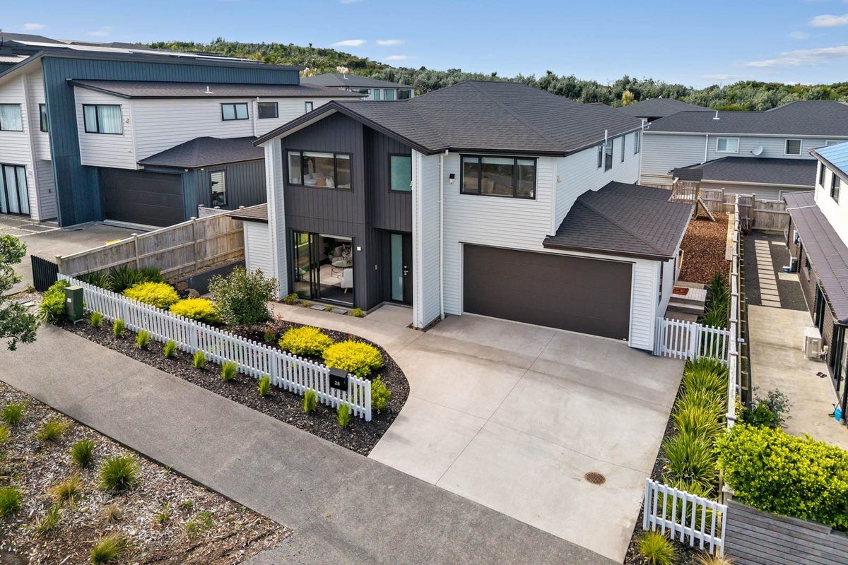 28 Longshore Drive, Long Bay, Auckland - Carousel 38