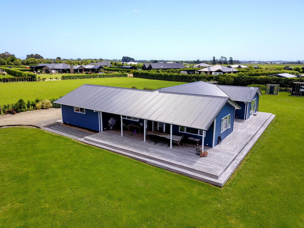 33 Oriwa Lane, Levin, Levin - Carousel 1
