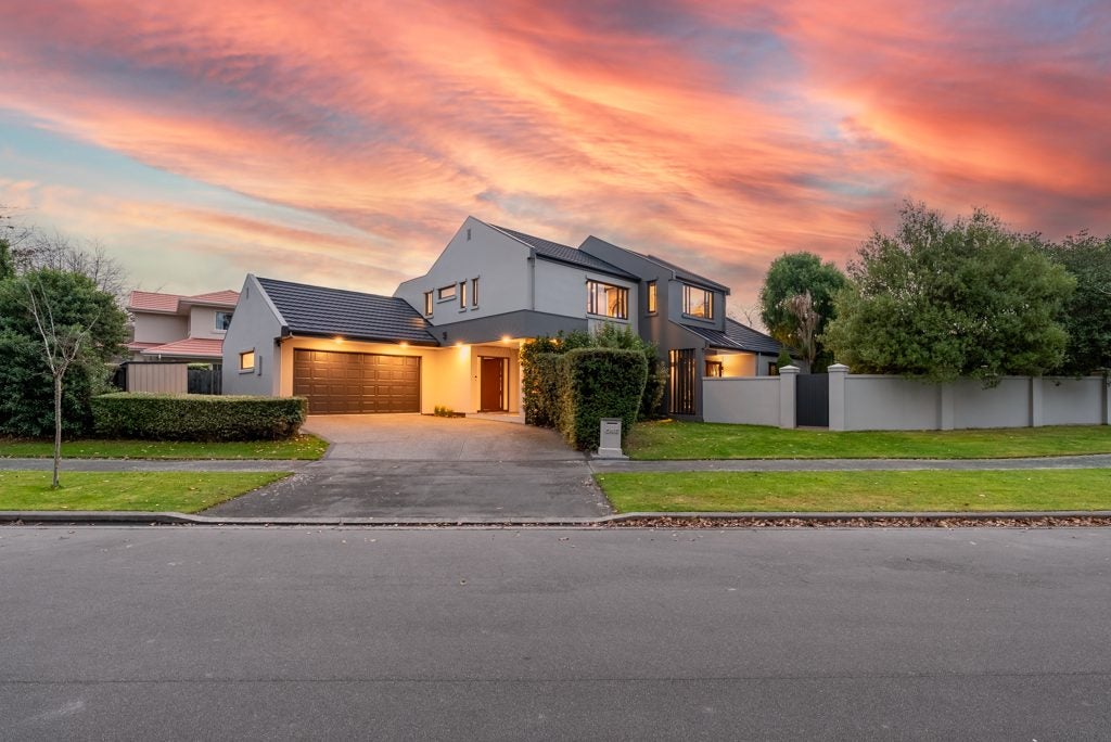 1 Sharnbrook Lane, Casebrook, Christchurch - Carousel 1