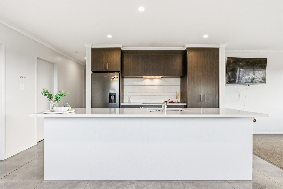 81B Hastings Road, Pyes Pa, Tauranga - Carousel 1