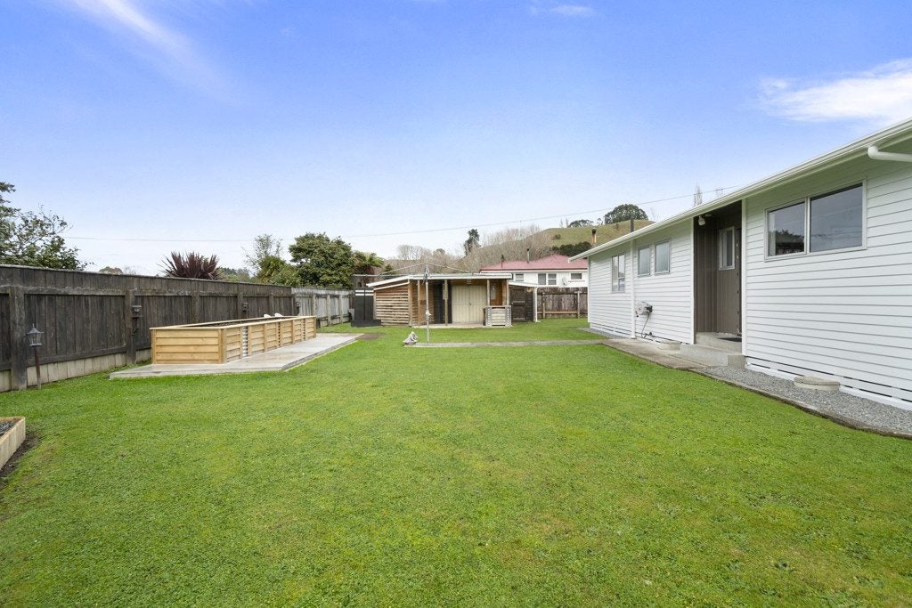 30 Ongo Road, Hunterville - Carousel 25