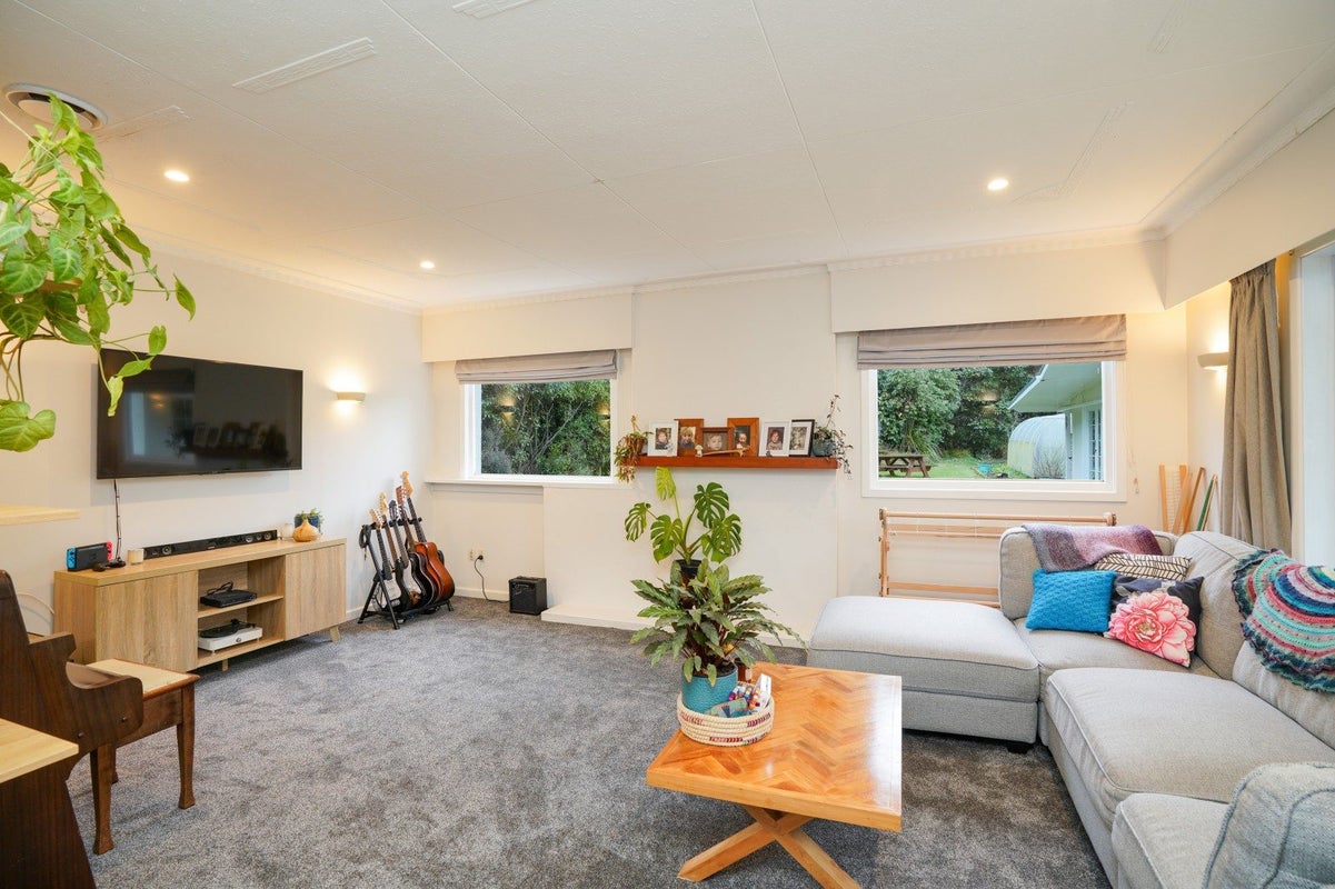 119 Marama Avenue North, Otatara, Invercargill - Carousel 2