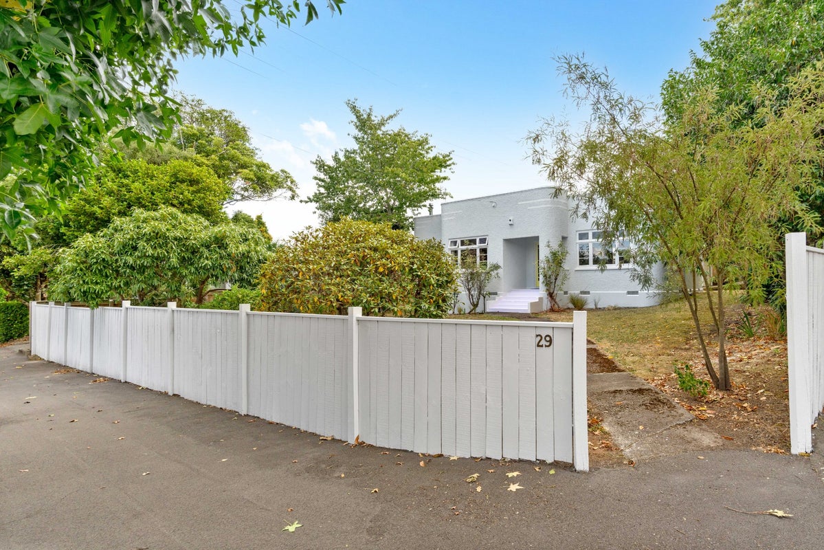 29 King Edward Street, Lansdowne, Masterton - Carousel 21