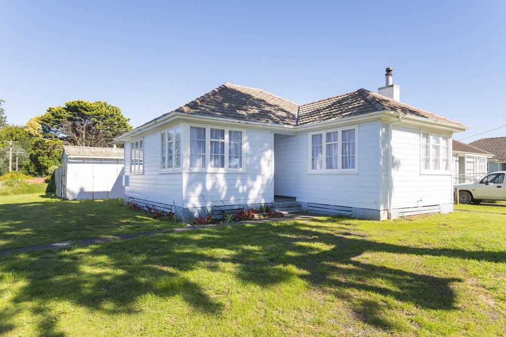 14 Ngaio Street, Te Hapara, Gisborne - Carousel 1