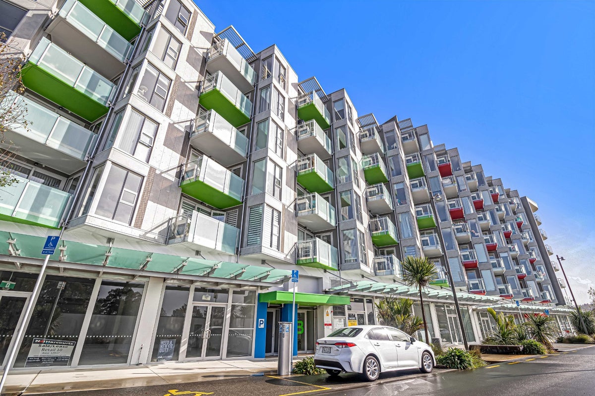 407/3 Rose Garden Lane, Albany, Auckland - Carousel 19