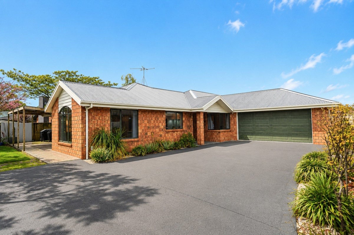94 Wentworth Drive, Rototuna North, Hamilton - Carousel 1