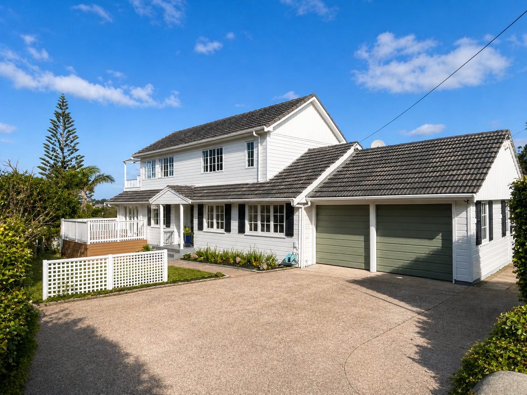 355 East Coast Road, Mairangi Bay, Auckland - Carousel 1