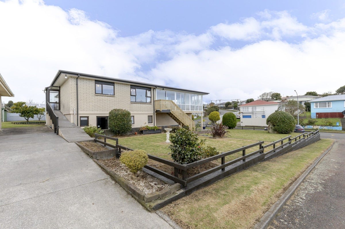 39A Stafford Street, Waitara, Waitara - Carousel 43