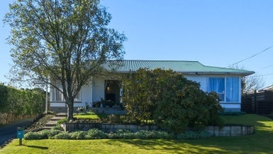 18 Alison Street, Mangakakahi, Rotorua - Carousel 1