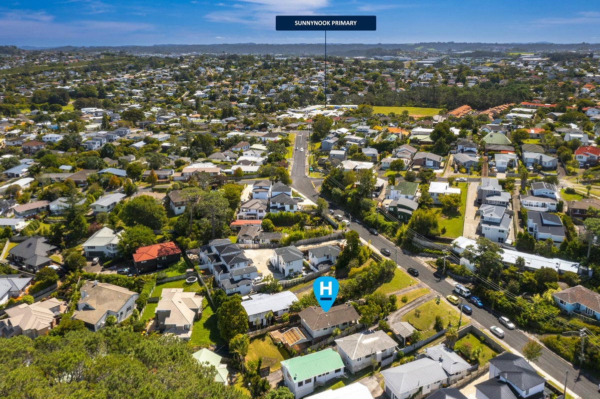 17 Morton Avenue, Forrest Hill, Auckland - Carousel 7