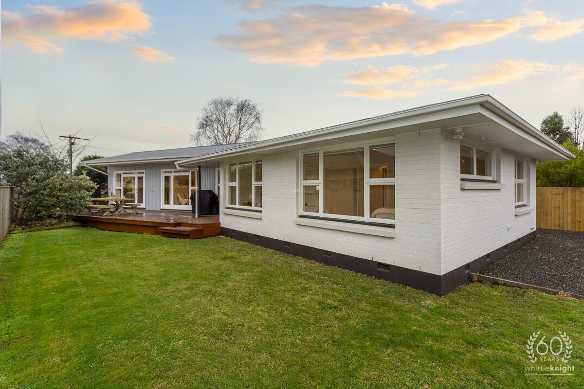 14 Yeovil Place, St Albans, Christchurch - Carousel 37