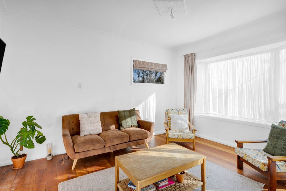 67 Doralto Road, Frankleigh Park, New Plymouth - Carousel 2