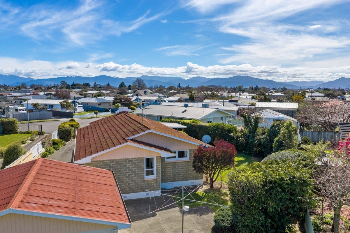 13 Macey Crescent, Witherlea, Blenheim - Carousel 32