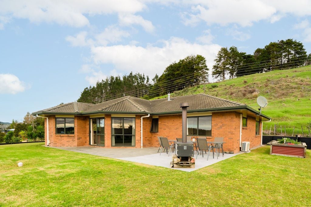 45 Mountain View Road, Hikurangi, Hikurangi - Carousel 2