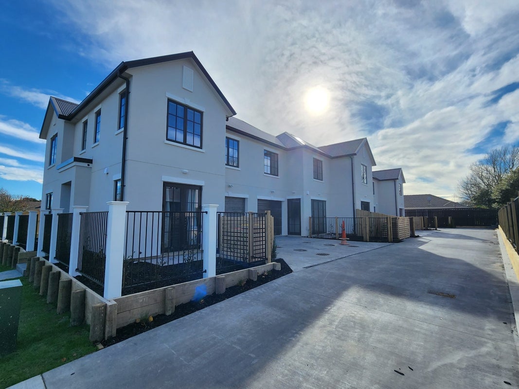 2/39 Harrowfield Drive, Harrowfield, Hamilton - Carousel 1