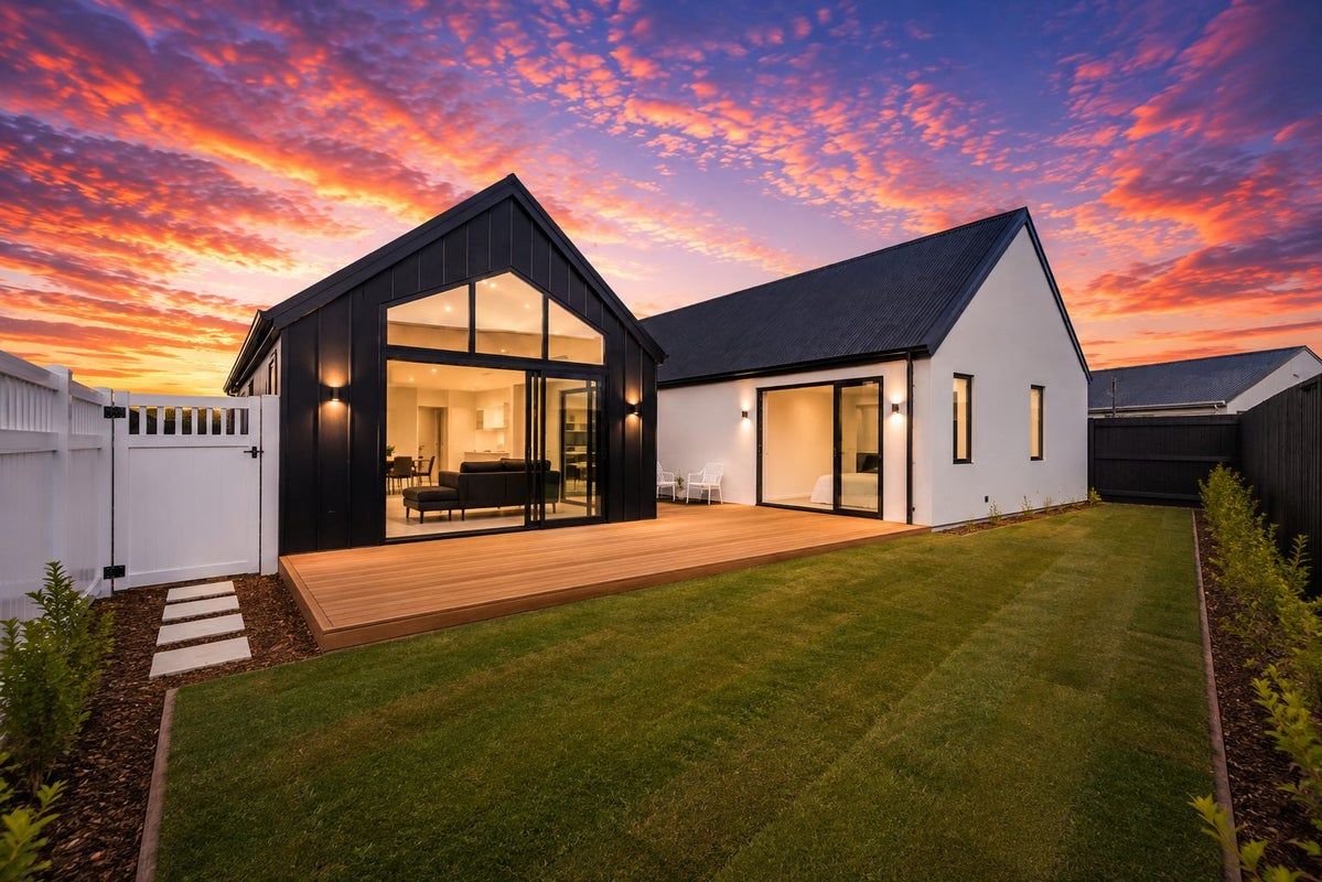 3 Kopper Crescent, Marshland, Christchurch - Carousel 1