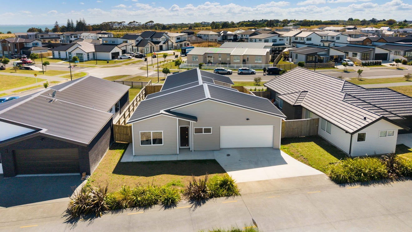 17 Uatoto Road, Clarks Beach, Clarks Beach - Carousel 29