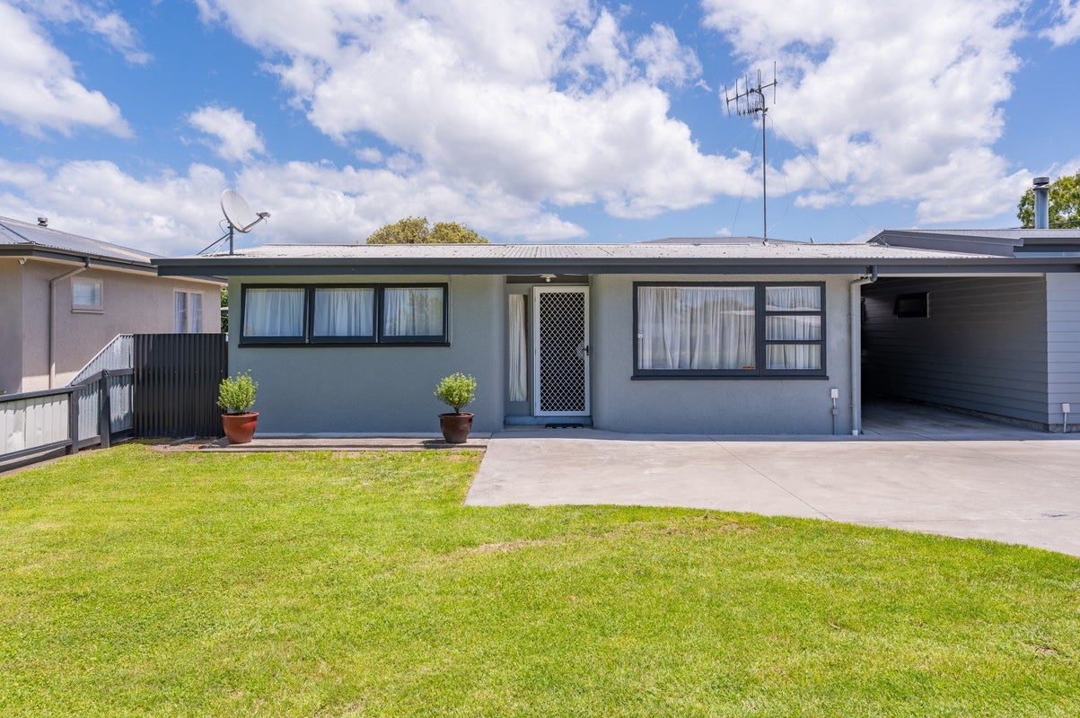 25A Riverbend Road, Onekawa, Napier - Carousel 1