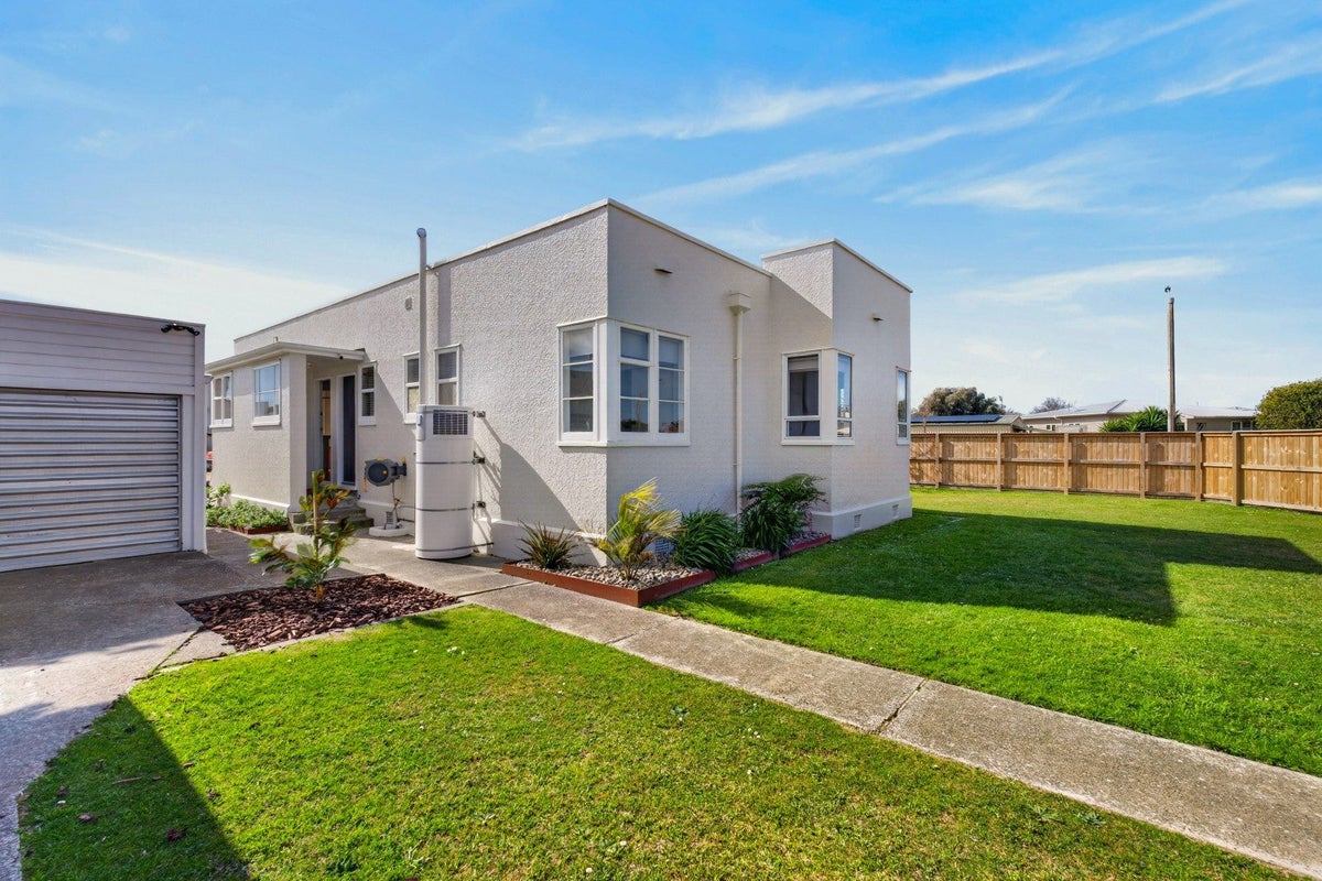 1 Lowry Terrace, Marewa, Napier - Carousel 29