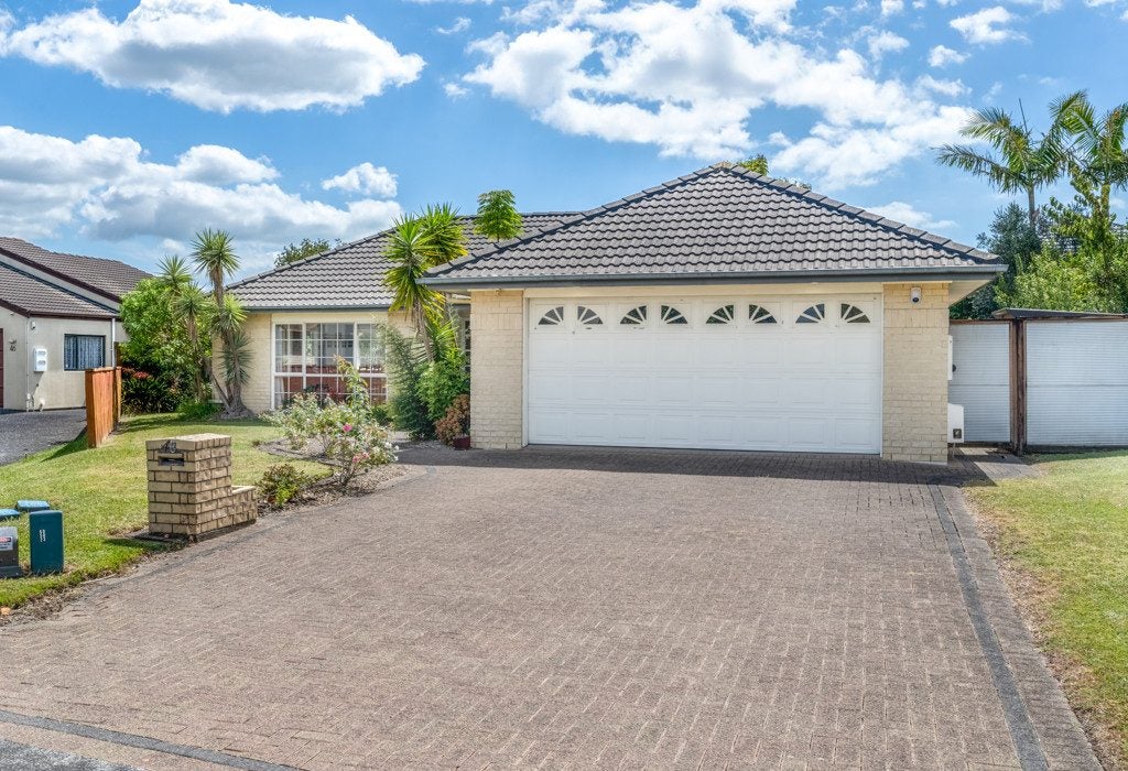 48 Claremont Way, East Tamaki Heights, Auckland - Carousel 2