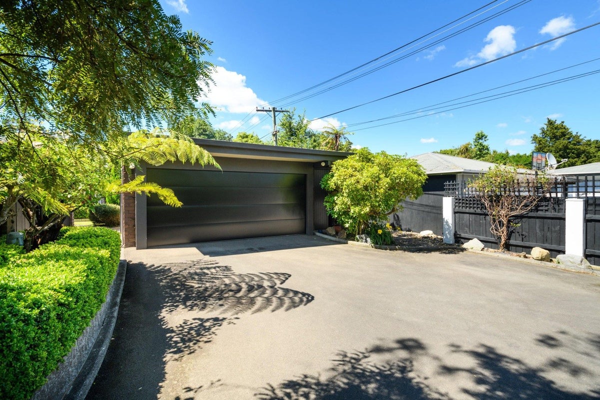 564 Featherston Street, Roslyn, Palmerston North - Carousel 21