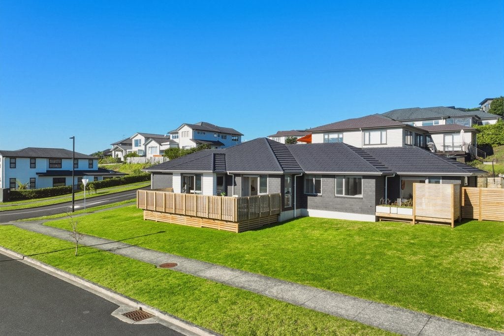 65 Cilliers Drive, Silverdale, Silverdale - Carousel 1