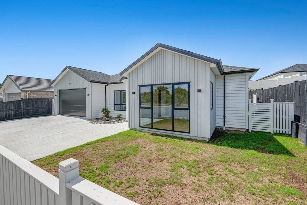 12 Kanono Way, Helensville, Helensville - Carousel 1