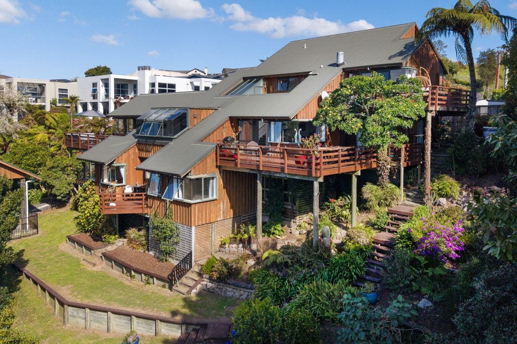 31 Matipo Avenue, Pomare, Rotorua - Carousel 1