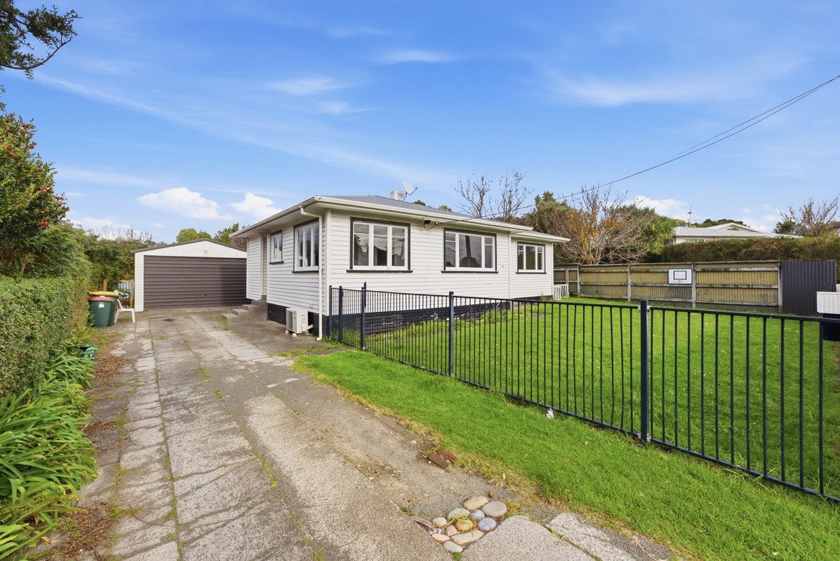 198 Ngamotu Road, Spotswood, New Plymouth - Carousel 1