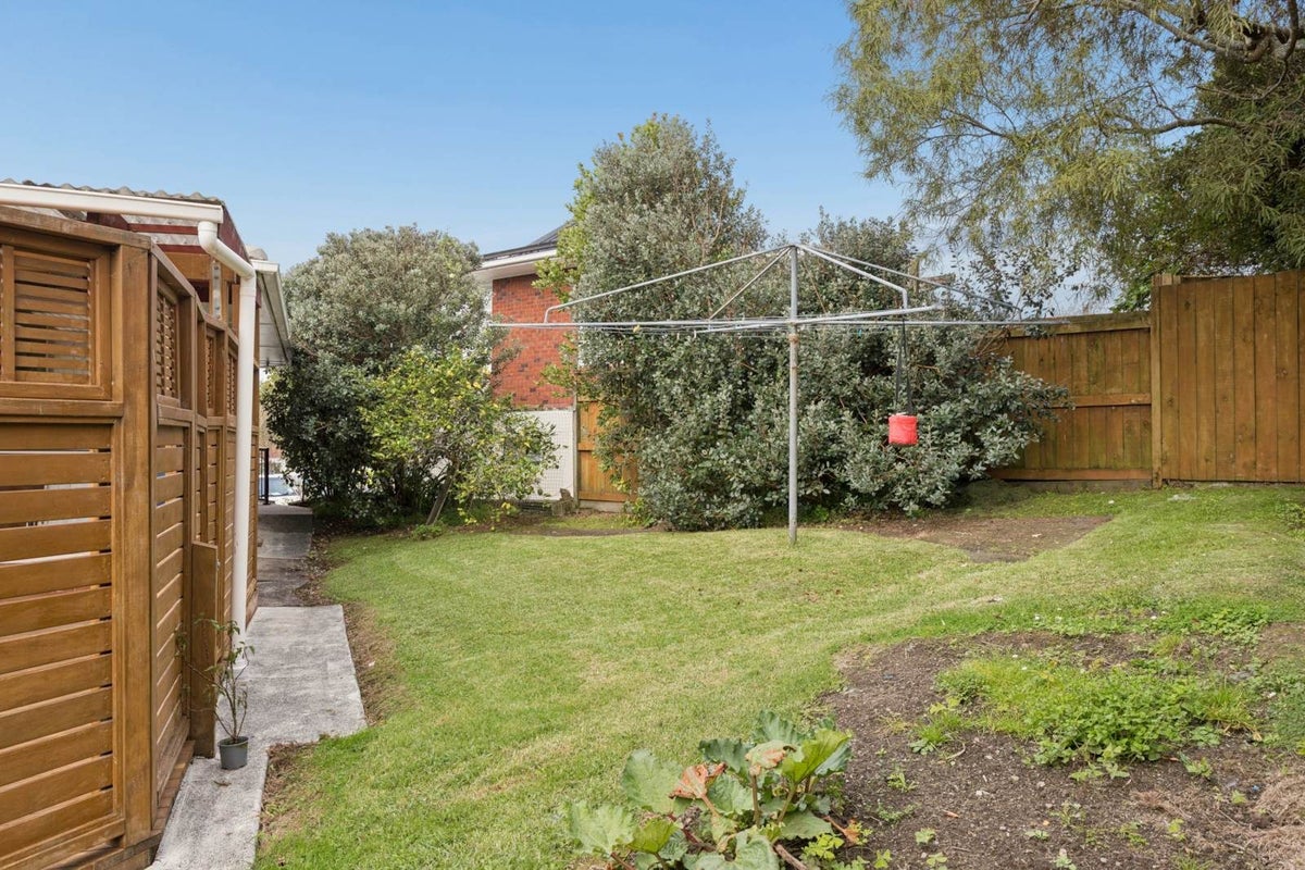 18 Manhattan Heights, Glendene, Auckland - Carousel 26