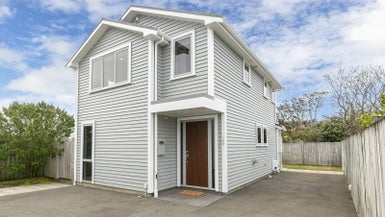 26 Ellesmere Avenue, Miramar, Wellington - Carousel 1