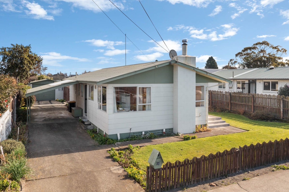66 Houldsworth Street, Blenheim, Blenheim - Carousel 1