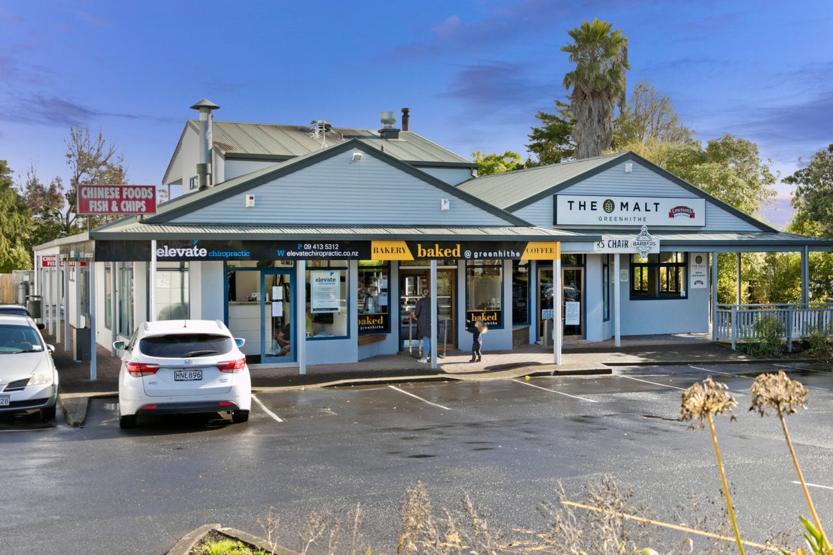 1/34 Waipuia Place, Greenhithe, Auckland - Carousel 19