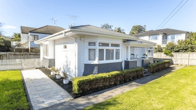 1A Vagus Place, Royal Oak, Auckland - Carousel 1
