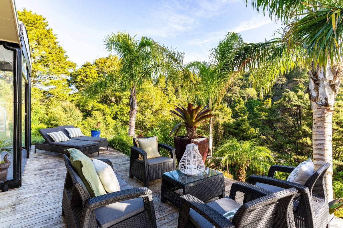 364 Tara Road, Kaiwaka - Carousel 2