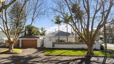 94 Warnock Street, Westmere, Auckland - Carousel 1