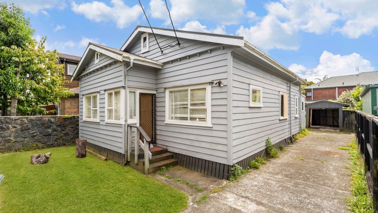 26 Cornwall Park Avenue, Epsom, Auckland - Carousel 1
