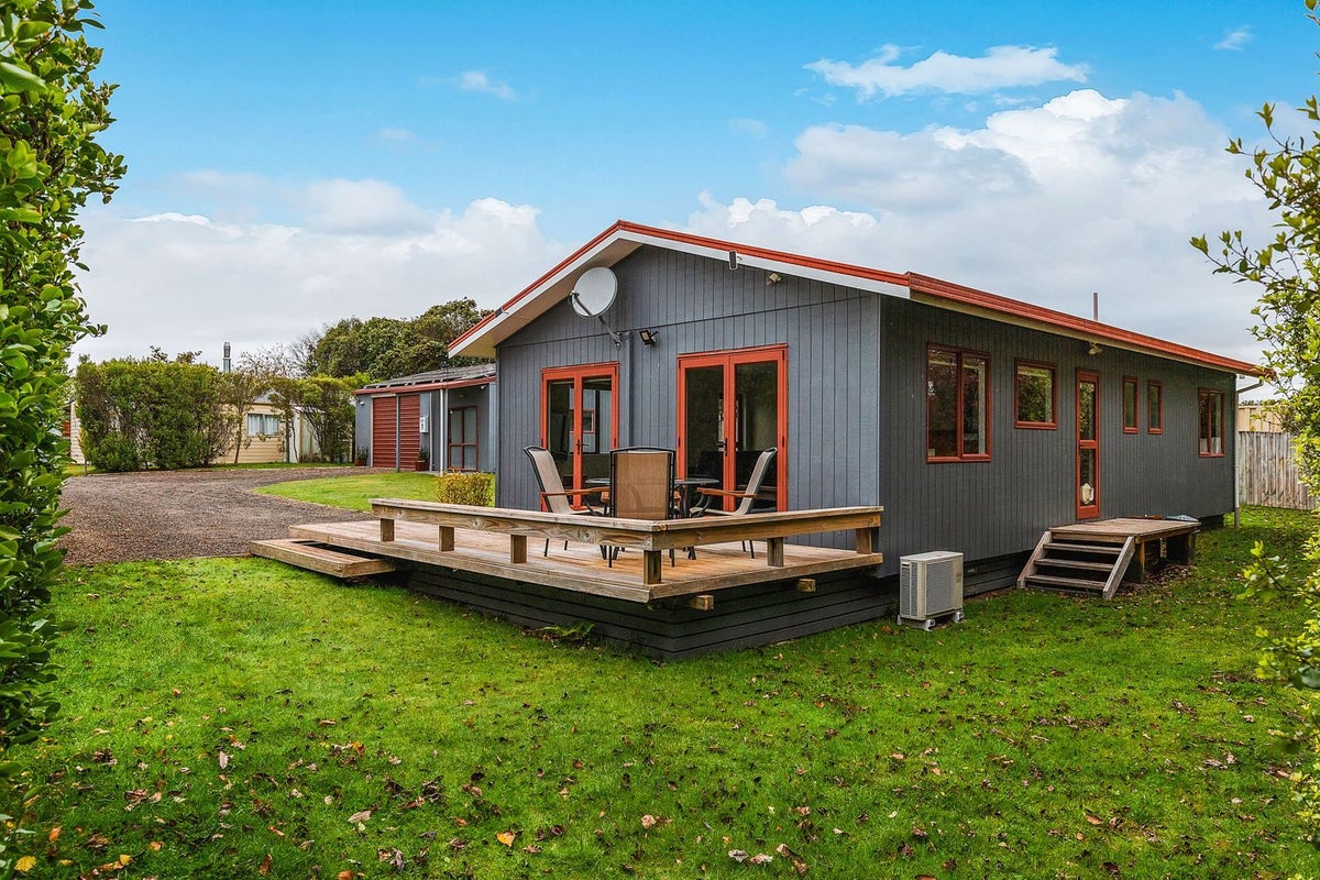 1/17 Te Waaka Terrace, Kuratau, Turangi - Carousel 2