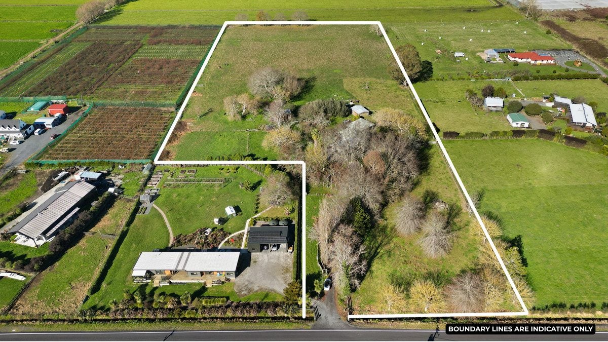 452 Holland Road, Eureka - Carousel 35