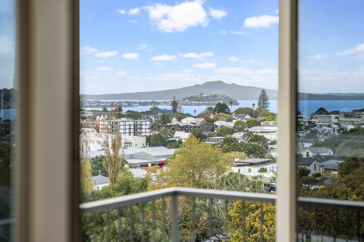 51/258 Parnell Road, Parnell, Auckland - Carousel 1