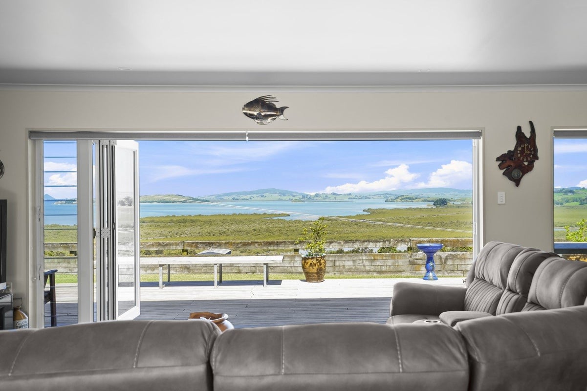 123 Toetoe Road, Whangarei - Carousel 2