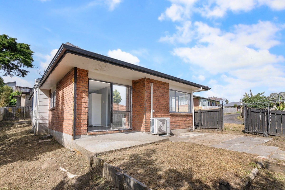 12 Mili Way, Ranui, Auckland - Carousel 2