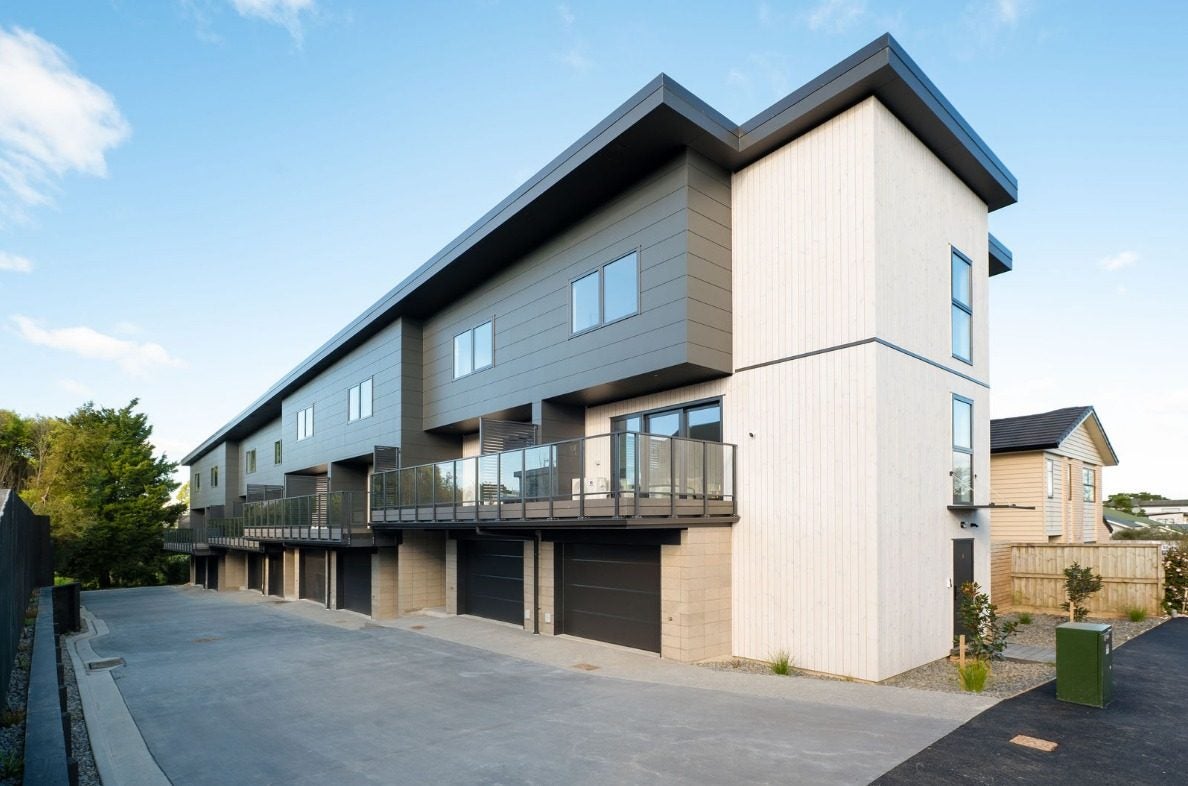 1 Manning Street, Hamilton Central, Hamilton - Carousel 2