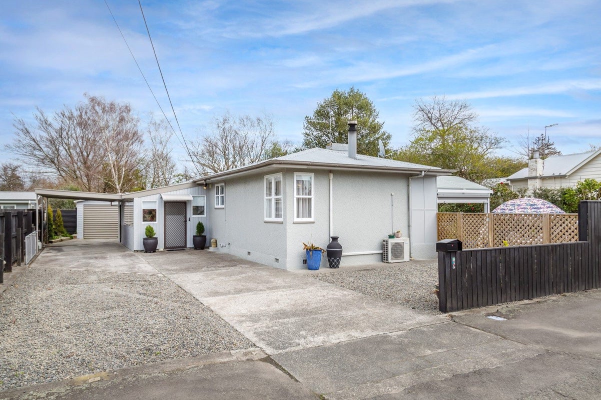 2 Wood Street, Greytown - Carousel 1