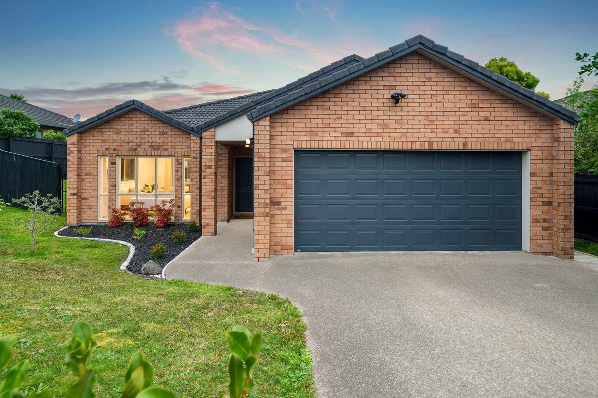 115 Kyle Road, Greenhithe, Auckland - Carousel 1