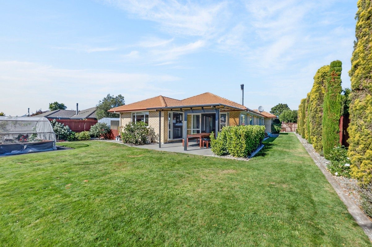 17 School Lane, Kirwee - Carousel 1