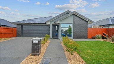 9 Larissa Road, Halswell, Christchurch - Carousel 1