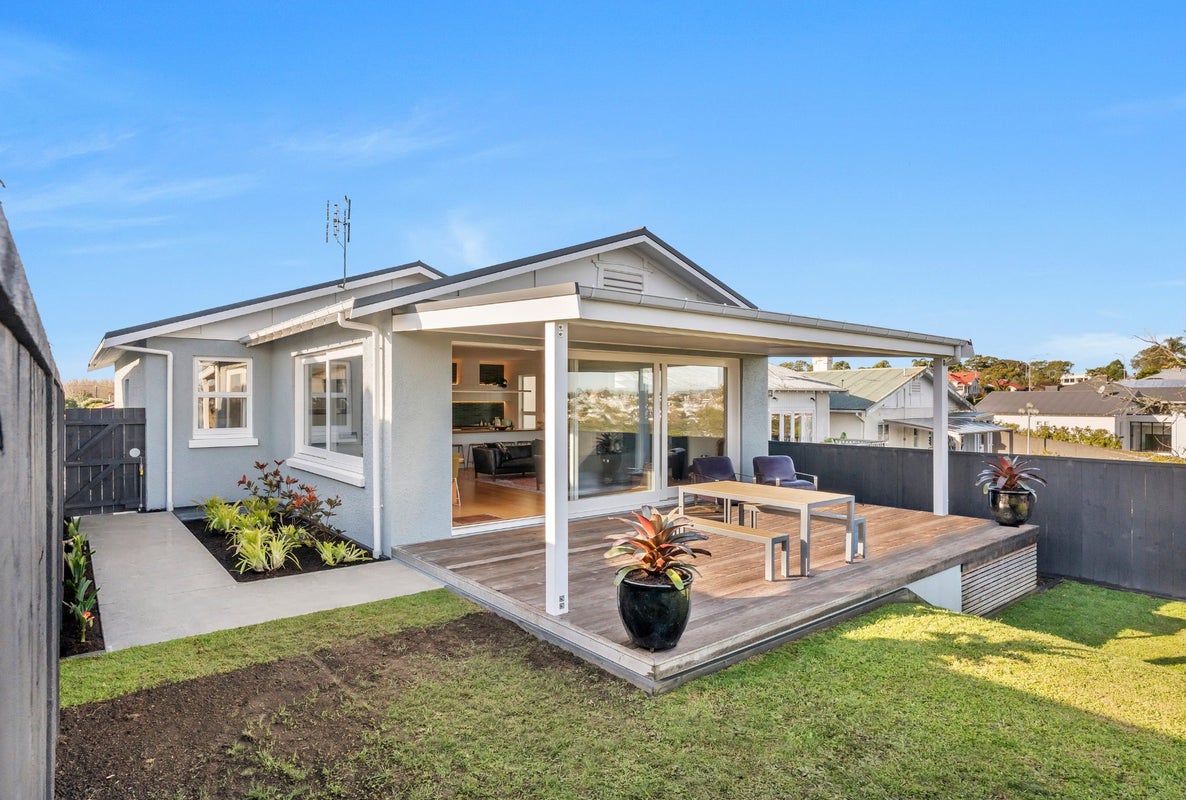 36 Old Mill Road, Grey Lynn, Auckland - Carousel 1