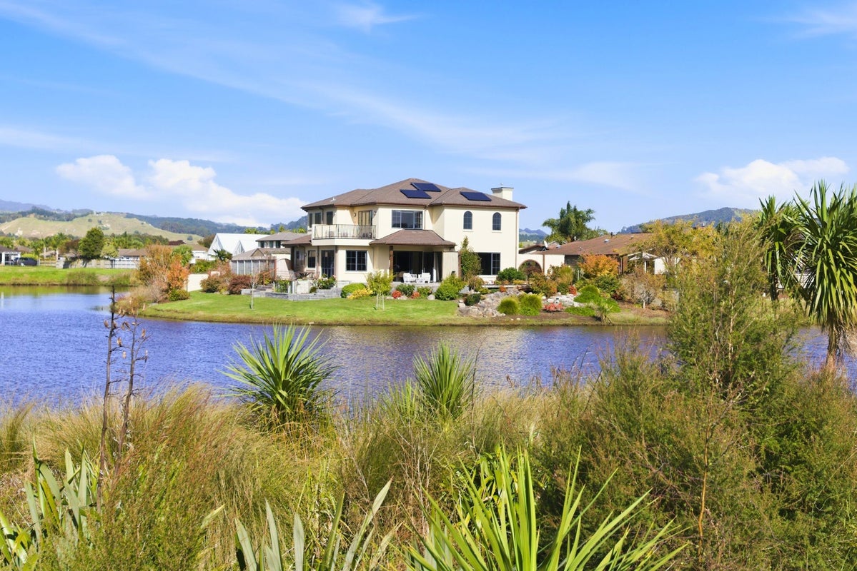 166 Oriental Parade, Papamoa Beach, Papamoa - Carousel 1